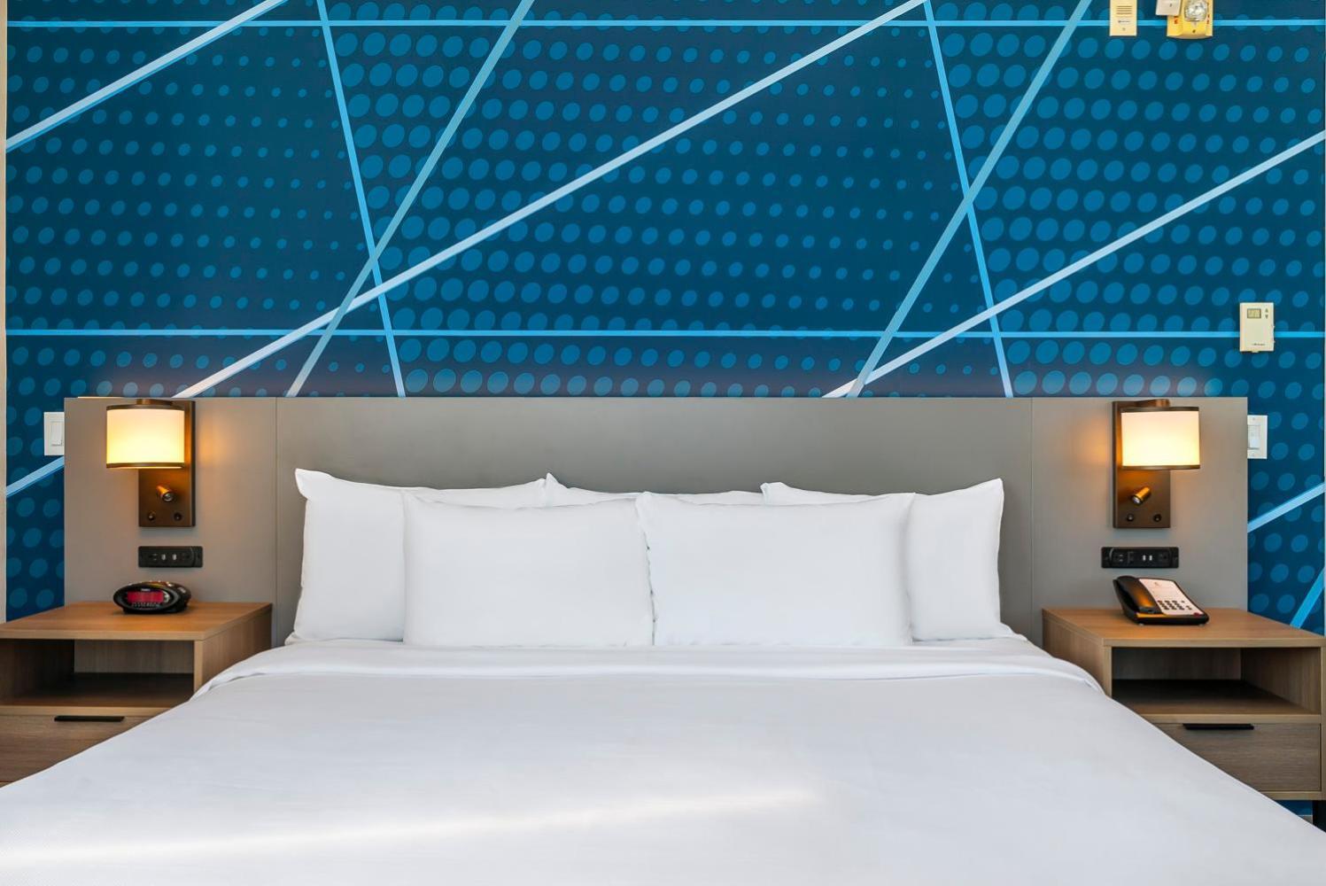 Comfort Suites קלונה מראה חיצוני תמונה