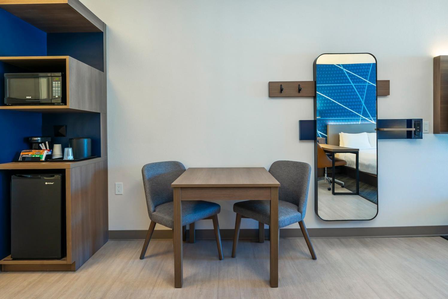 Comfort Suites קלונה מראה חיצוני תמונה