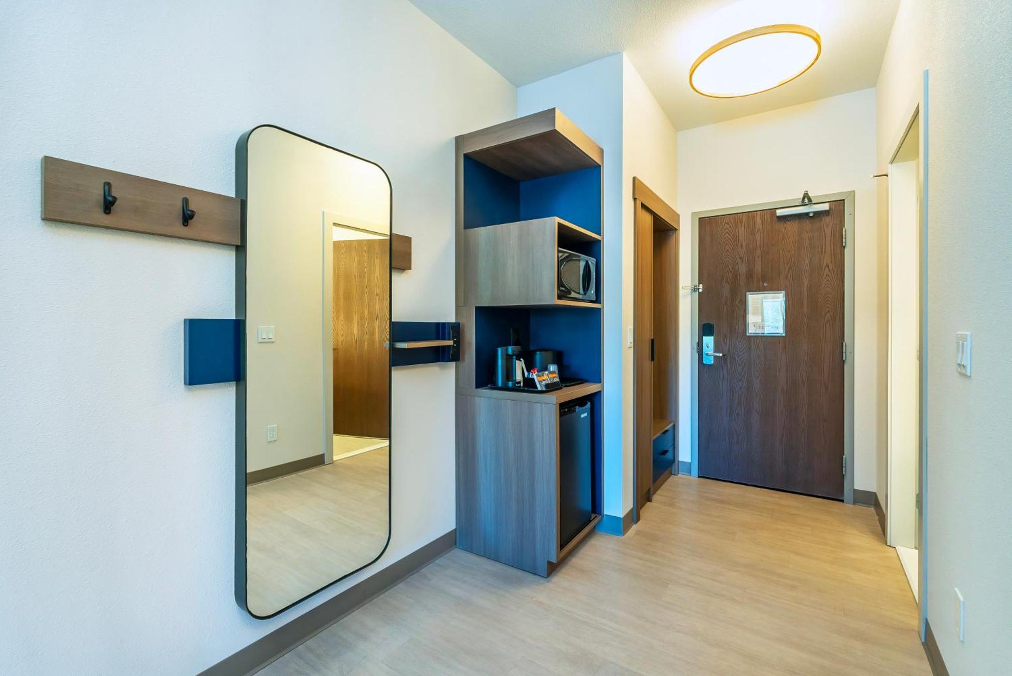 Comfort Suites קלונה מראה חיצוני תמונה