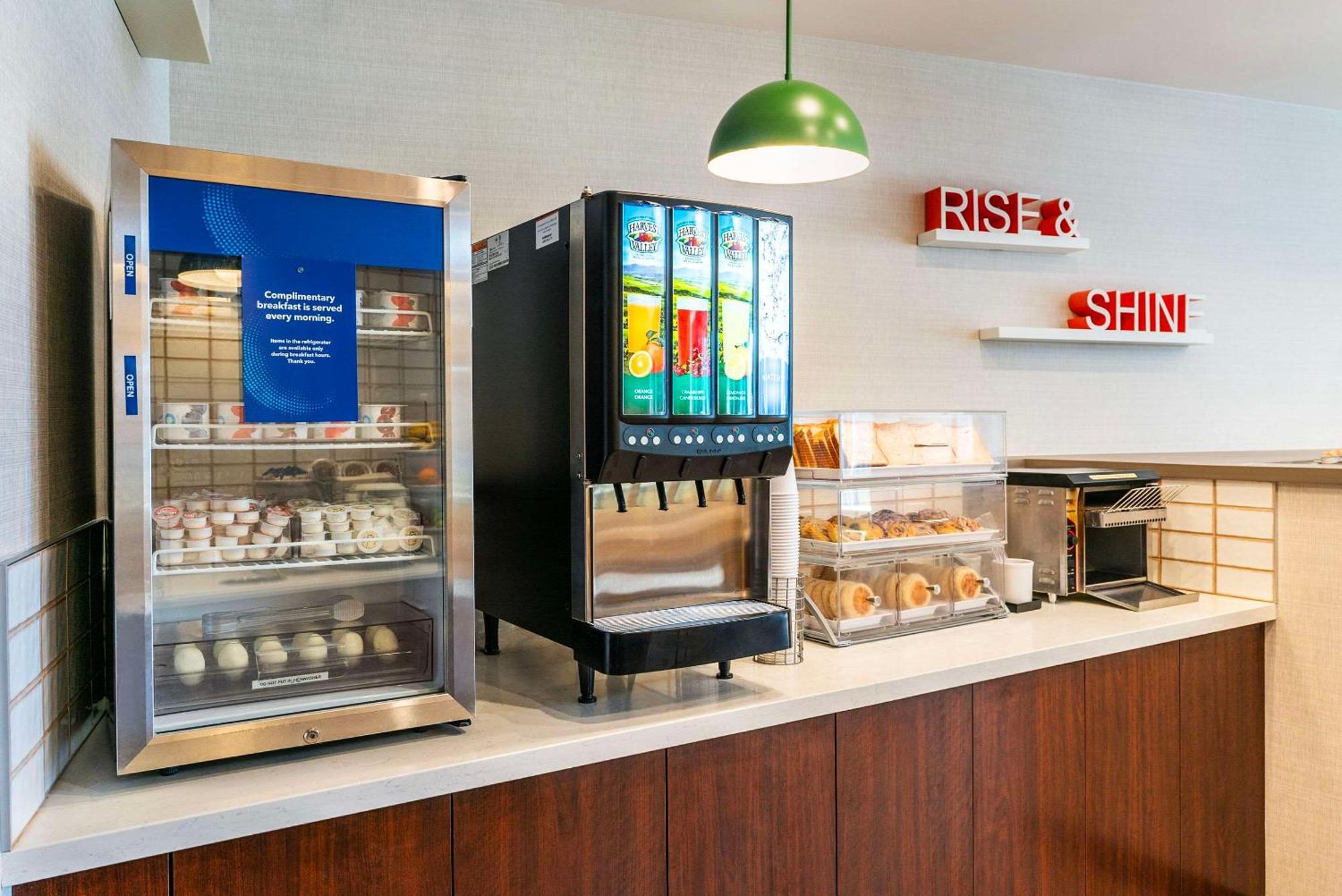 Comfort Suites קלונה מראה חיצוני תמונה