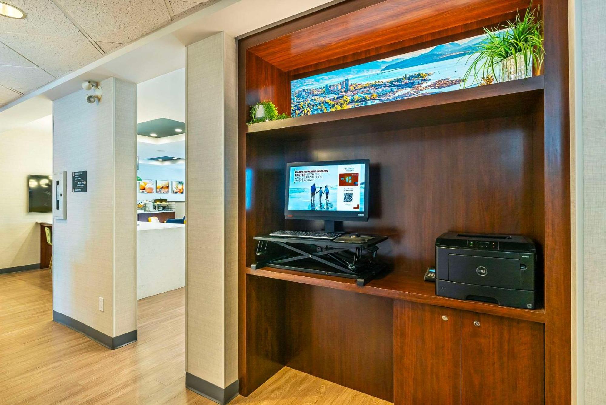 Comfort Suites קלונה מראה חיצוני תמונה