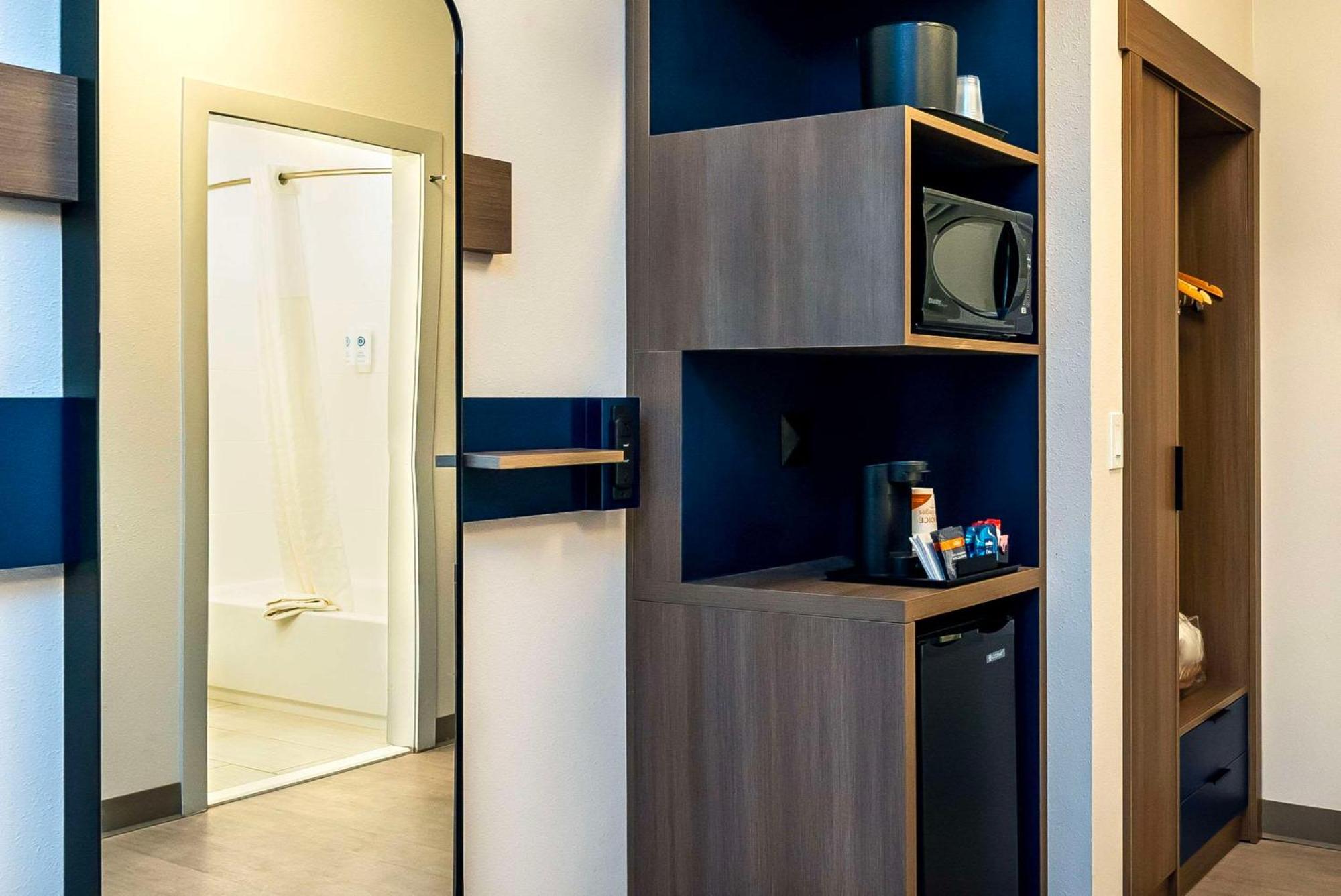 Comfort Suites קלונה מראה חיצוני תמונה