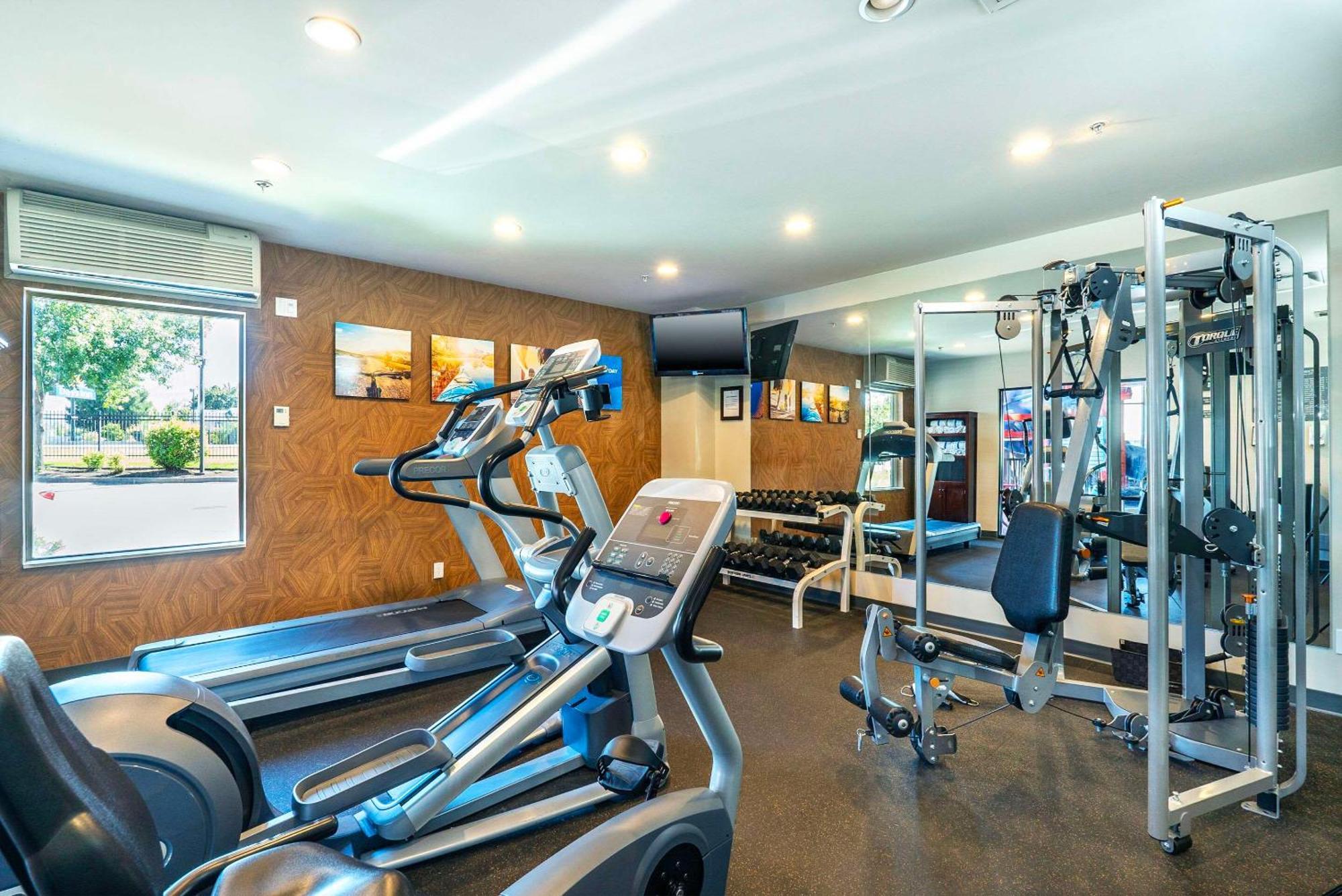 Comfort Suites קלונה מראה חיצוני תמונה